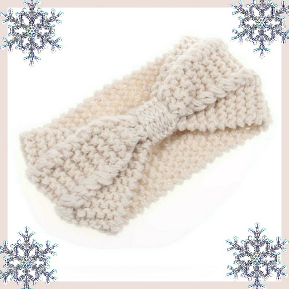 Trending! Crochet bow tie stylishly hair band! 🌛 - Picture 2 of 5